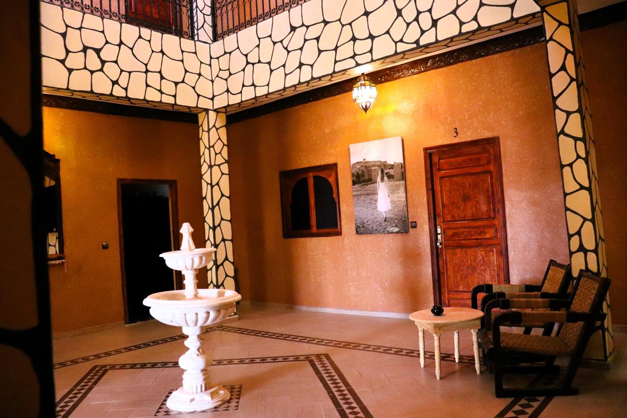 Riad Ait Ben Haddou Exteriör bild